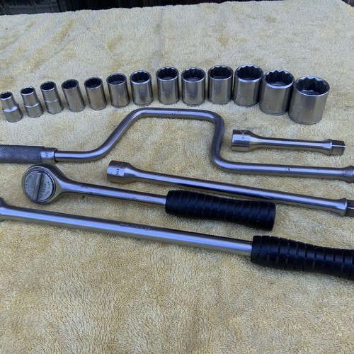Challenger 18pc drive lot - 1/2,